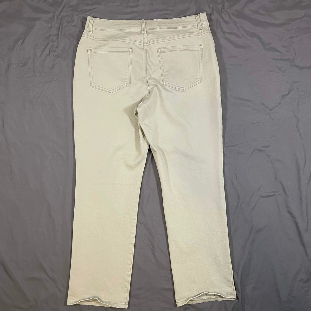 Lot of 3 Gloria Vanderbilt Amanda Jeans Size 16 Khaki Tan, Light Sage, Floral - Picture 8 of 10